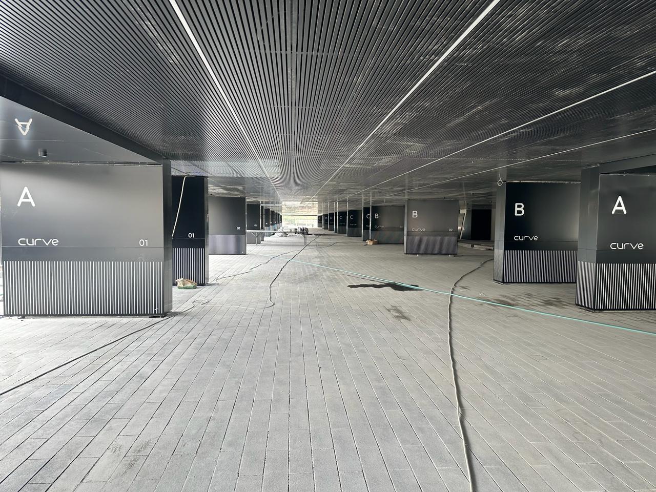 CURVE CENTER